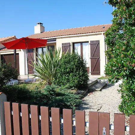 Holiday Verseau Holiday home La Birochere
